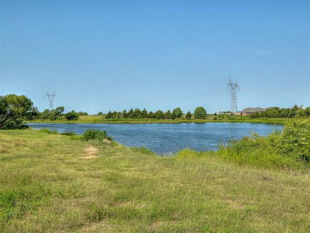 9300 NW 141st Street, Yukon, OK 73099