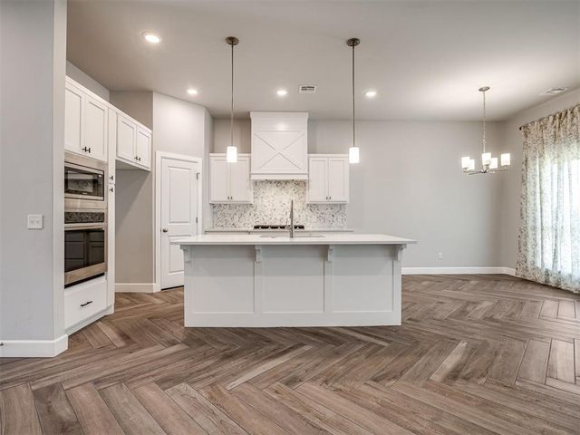 9300 NW 141st Street, Yukon, OK 73099