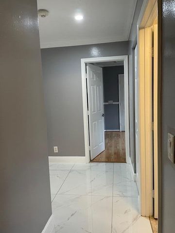 6352 NW 36th Avenue, Coconut Creek, FL 33073