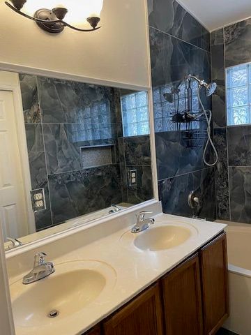 6352 NW 36th Avenue, Coconut Creek, FL 33073