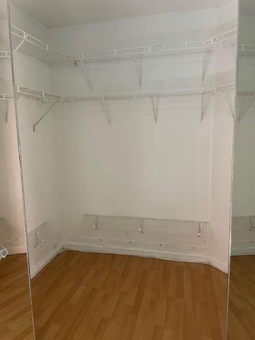 6352 NW 36th Avenue, Coconut Creek, FL 33073