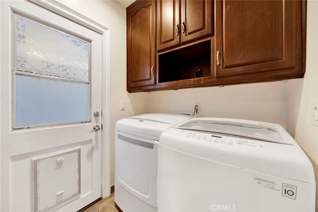 3815 Laurel Canyon, Studio City, CA 91604