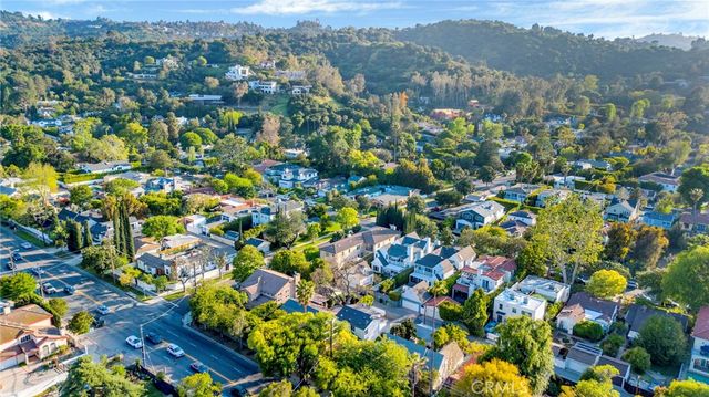 3815 Laurel Canyon, Studio City, CA 91604