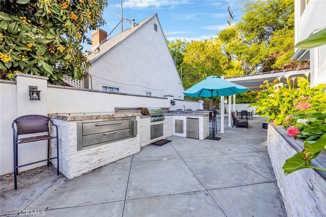 3815 Laurel Canyon, Studio City, CA 91604