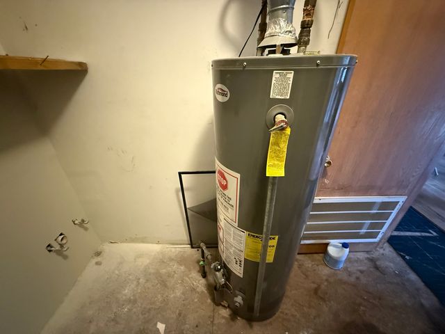 15311 Winchester Avenue, Harvey, IL 60426