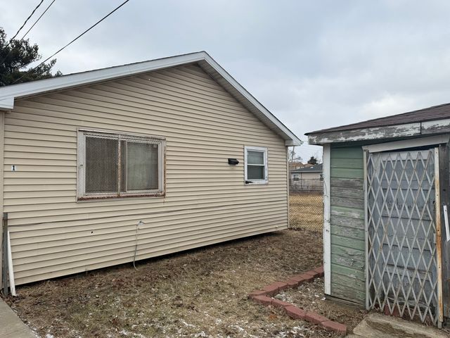 15311 Winchester Avenue, Harvey, IL 60426