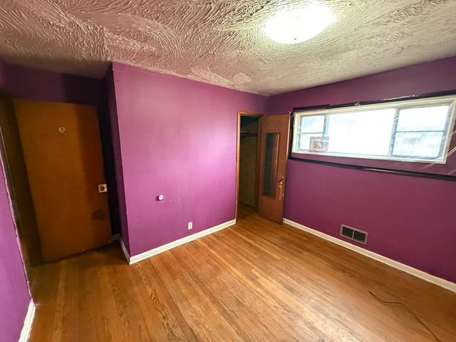 15311 Winchester Avenue, Harvey, IL 60426