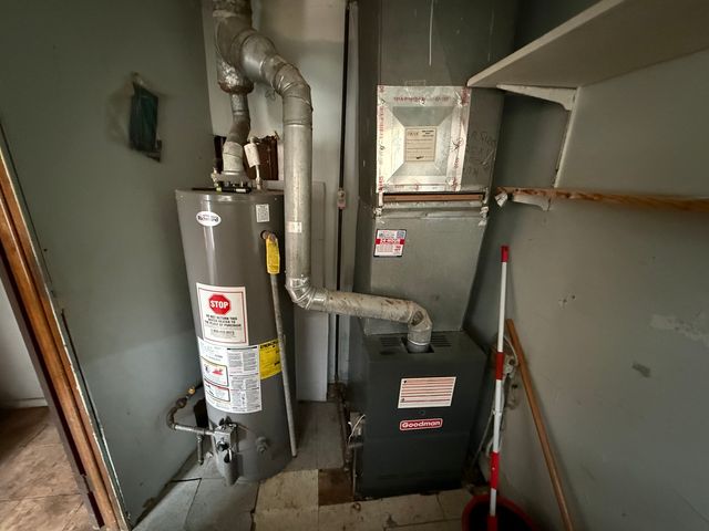 15311 Winchester Avenue, Harvey, IL 60426