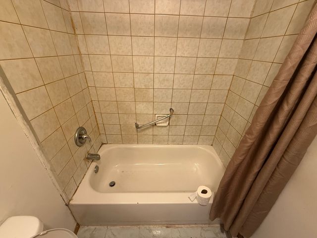 15311 Winchester Avenue, Harvey, IL 60426