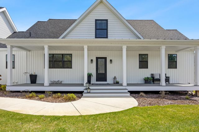 7834 Sandy Lane, Mecosta Twp, MI 49346