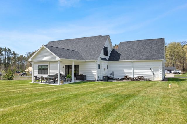 7834 Sandy Lane, Mecosta Twp, MI 49346