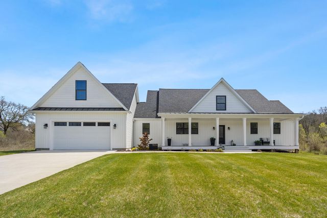 7834 Sandy Lane, Mecosta Twp, MI 49346