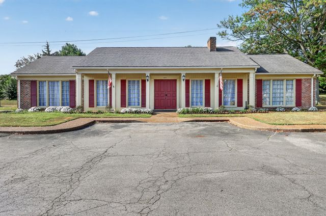 1046 Todd Preis Dr, Nashville, TN 37221