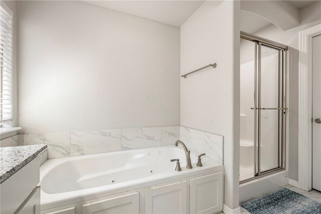 450 Holly Street, Centerton, AR 72719