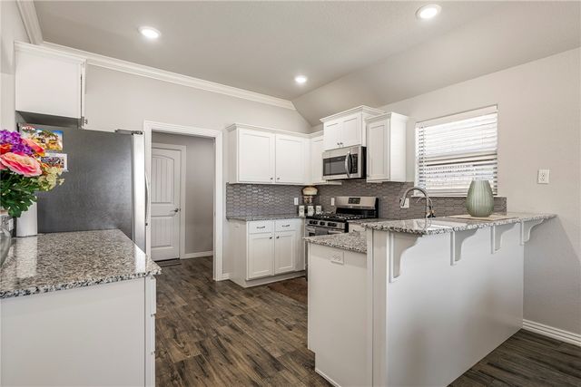 450 Holly Street, Centerton, AR 72719