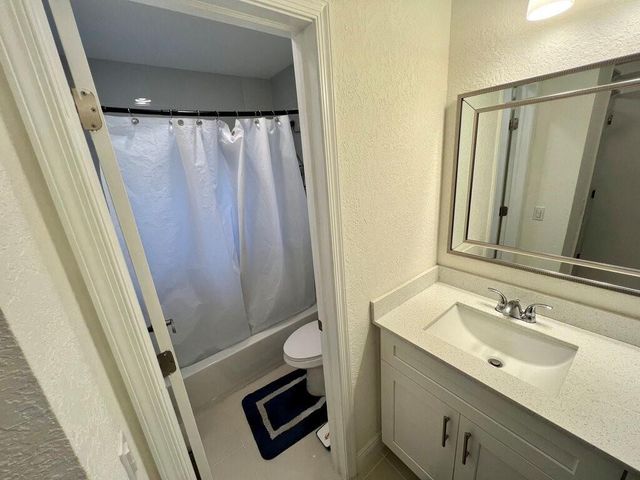 10151 Eaglewood Terrace A, Boynton Beach, FL 33436