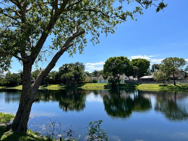 15821 E Wind Circle, Sunrise, FL 33326