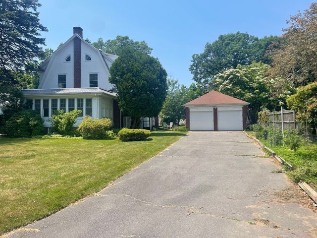 26 Lawrence Rd 0, Swampscott, MA 01907