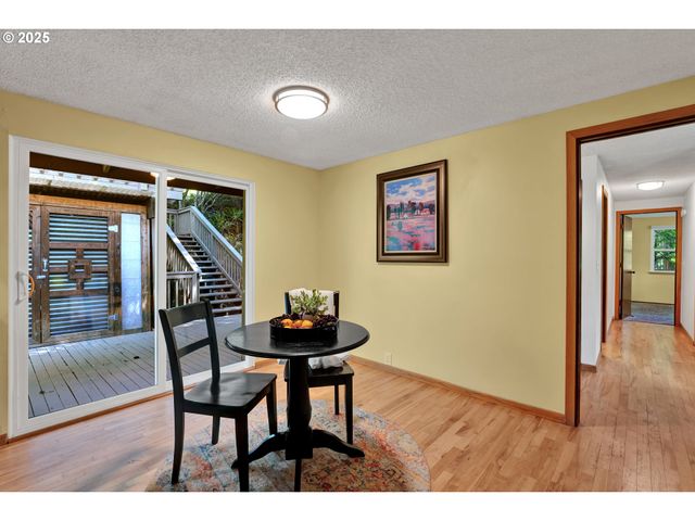 5080 SARATOGA St, Eugene, OR 97405