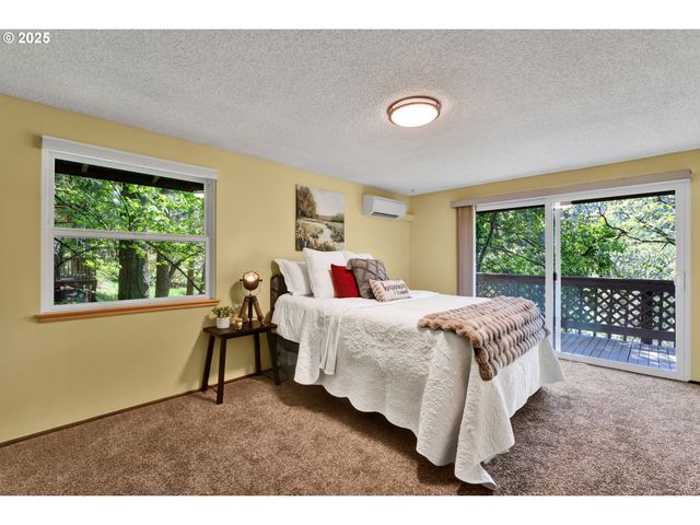 5080 SARATOGA St, Eugene, OR 97405