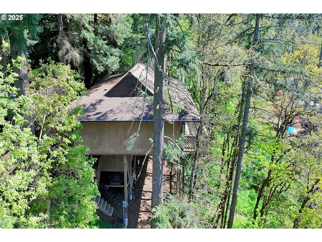 5080 SARATOGA St, Eugene, OR 97405