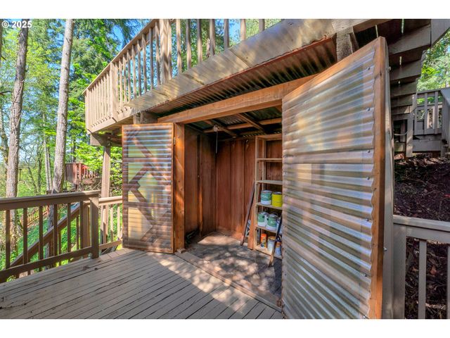 5080 SARATOGA St, Eugene, OR 97405
