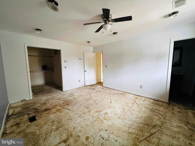 304 W COLLINGS DRIVE, Williamstown, NJ 08094