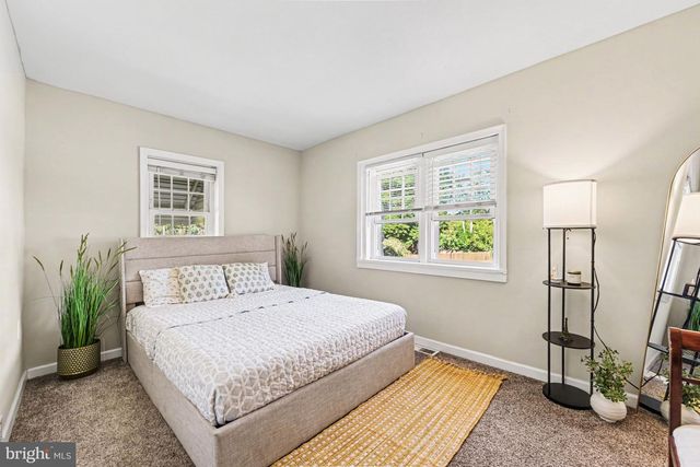 26 S BARRY AVE, Norristown, PA 19403