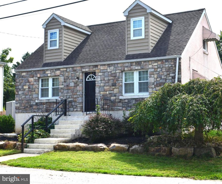 26 S BARRY AVE, NORRISTOWN, PA 19403 — photo 3