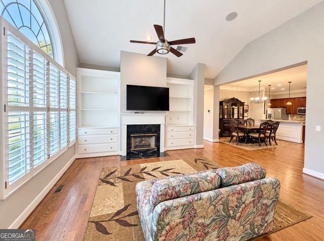 2100 Village Lane, Roswell, GA 30075