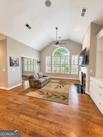 2100 Village Lane, Roswell, GA 30075