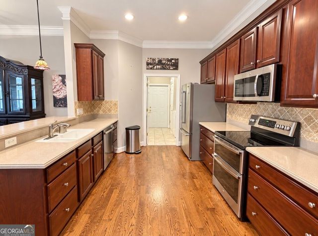 2100 Village Lane, Roswell, GA 30075