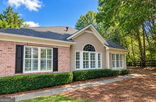 2100 Village Lane, Roswell, GA 30075