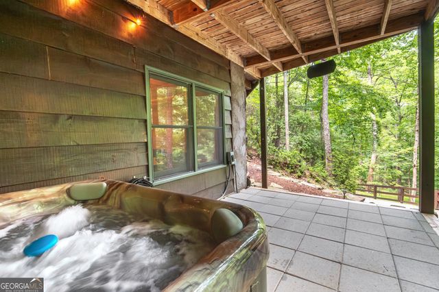 341 Valley View Road, Ellijay, GA 30536