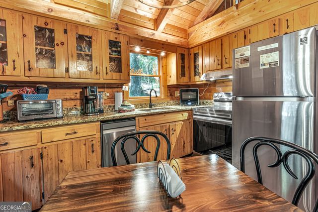 341 Valley View Road, Ellijay, GA 30536