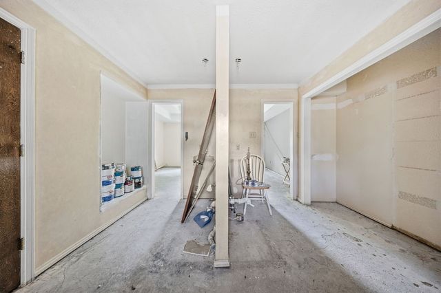 8724 Racquet Club Drive, Fort Worth, TX 76120