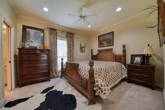 402 Moccasin Trail, Kilgore, TX 75662