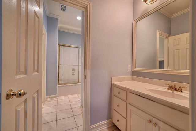 402 Moccasin Trail, Kilgore, TX 75662