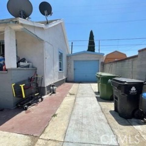 904 E 52nd Place, Los Angeles, CA 90011
