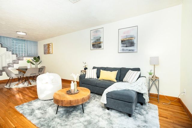 85 E Squantum St 10, Quincy, MA 02171