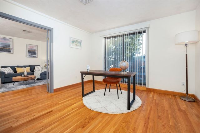 85 E Squantum St 10, Quincy, MA 02171