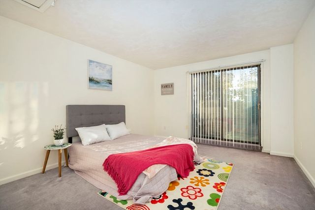 85 E Squantum St 10, Quincy, MA 02171