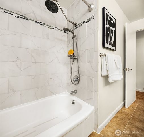 12324 11th Avenue NE, Seattle, WA 98125