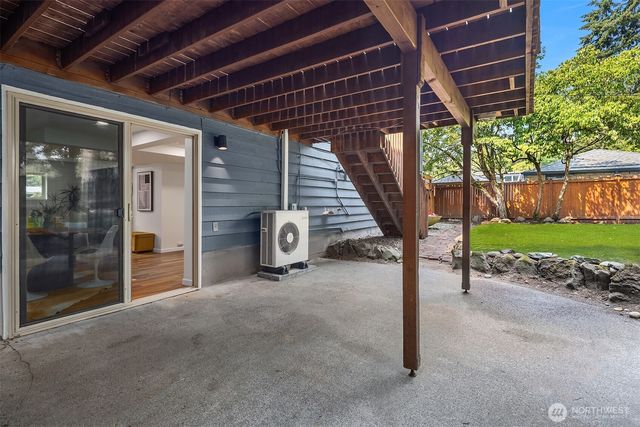 12324 11th Avenue NE, Seattle, WA 98125