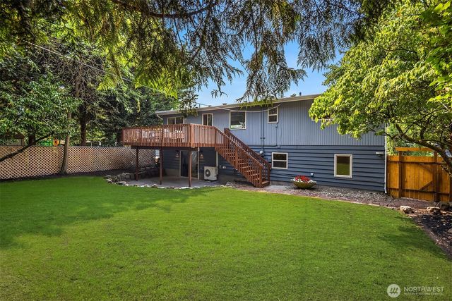 12324 11th Avenue NE, Seattle, WA 98125