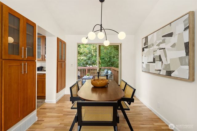 12324 11th Avenue NE, Seattle, WA 98125