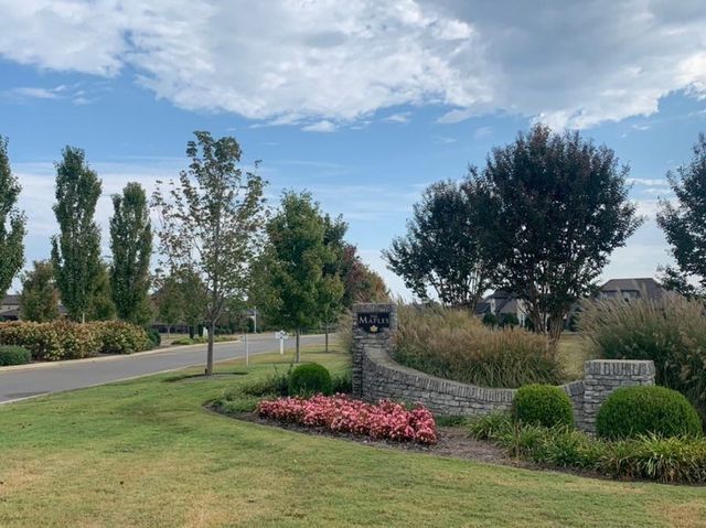 5624 Maples Retreat Dr, Murfreesboro, TN 37127
