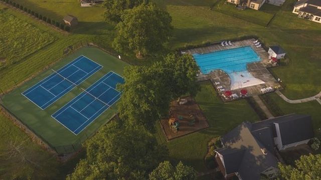 5624 Maples Retreat Dr, Murfreesboro, TN 37127