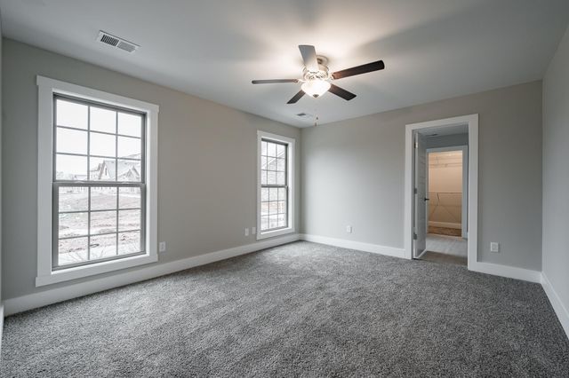 5624 Maples Retreat Dr, Murfreesboro, TN 37127