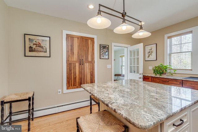 10 CHESTERFIELD GEORGETOWN RD, Chesterfield, NJ 08515